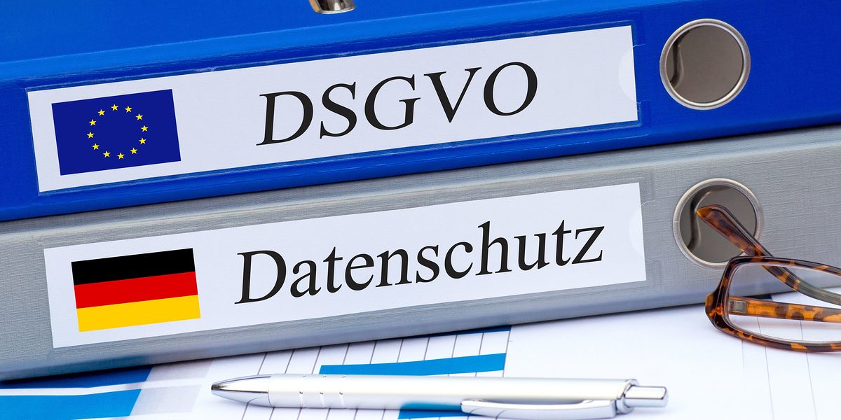 DSGVO Datenschutz Datenschutzgrundverordnung Datenschutz-Grundverordnung Ordner im Büro