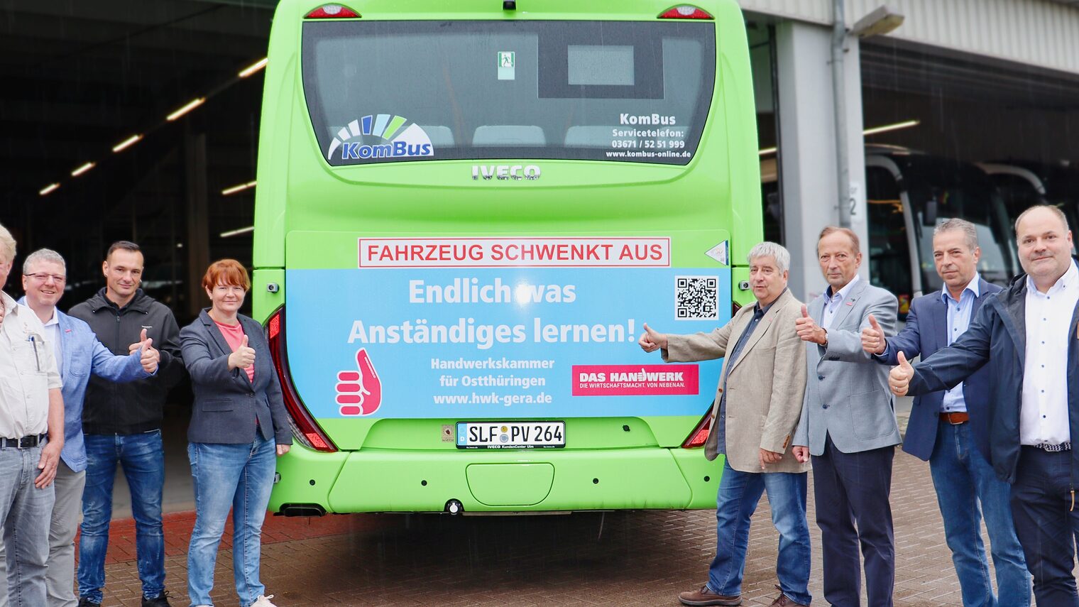 Busübergabe in Saalfeld 2021