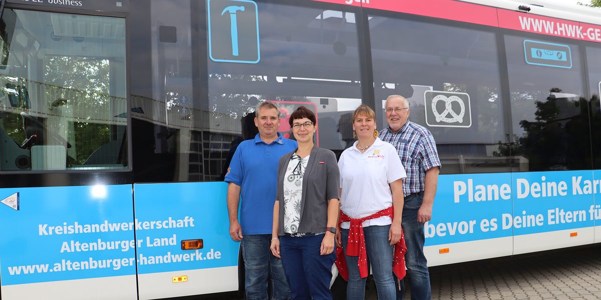 Busübergabe Altenburger Land 2021