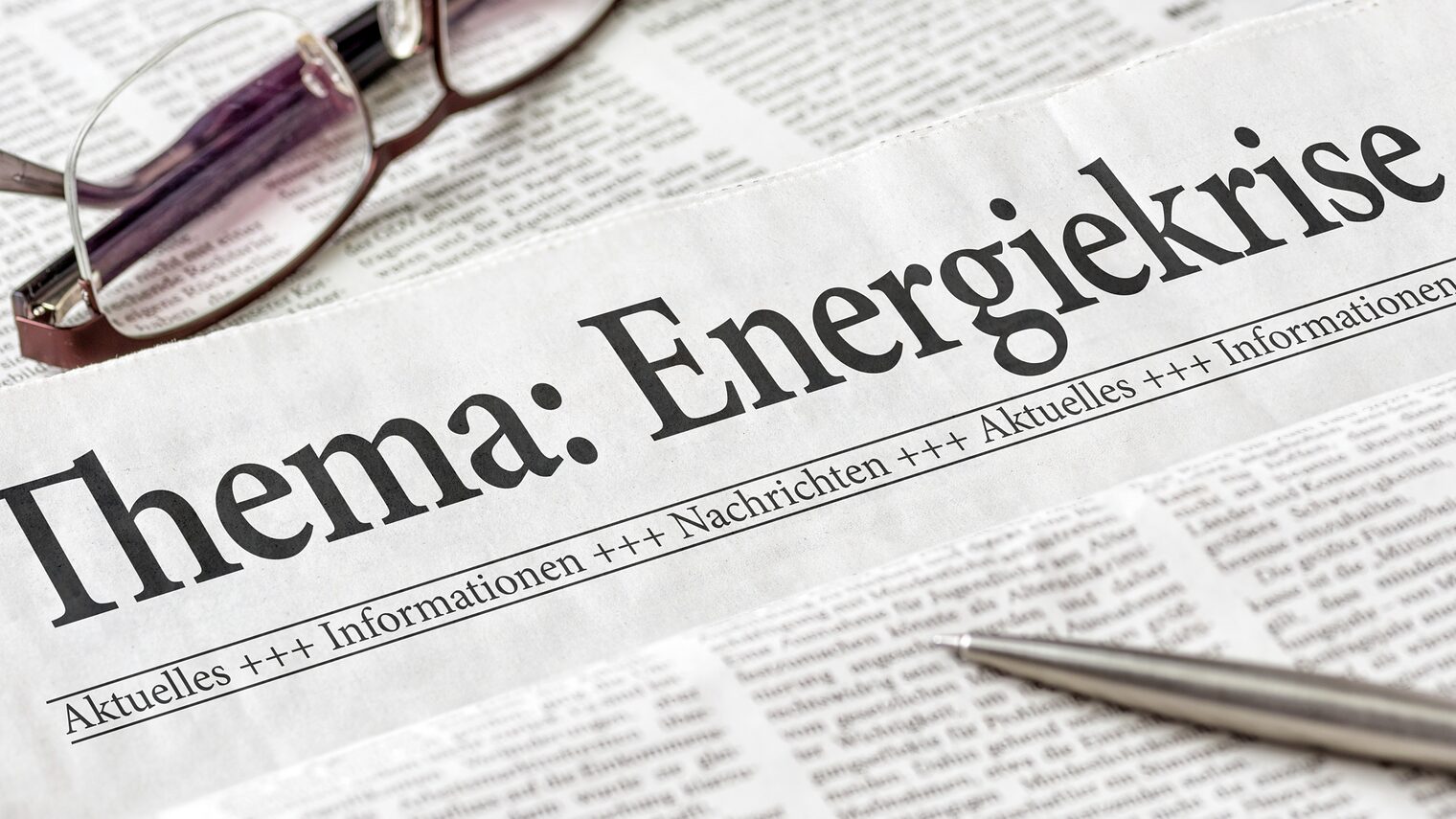 Zeitung mit der Überschrift Energiekrise