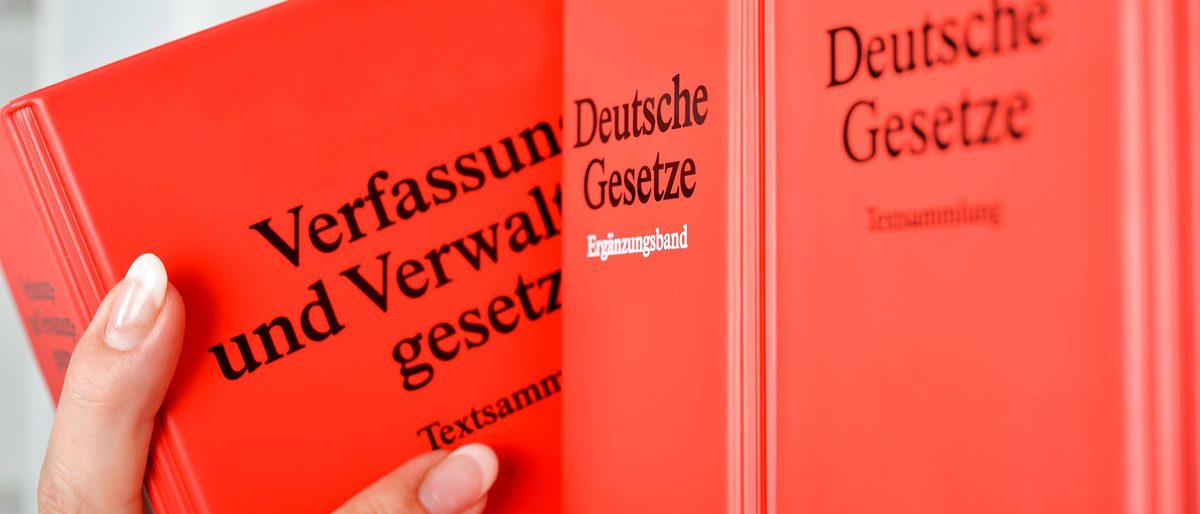 Rechtsgrundlagen Recht schmal