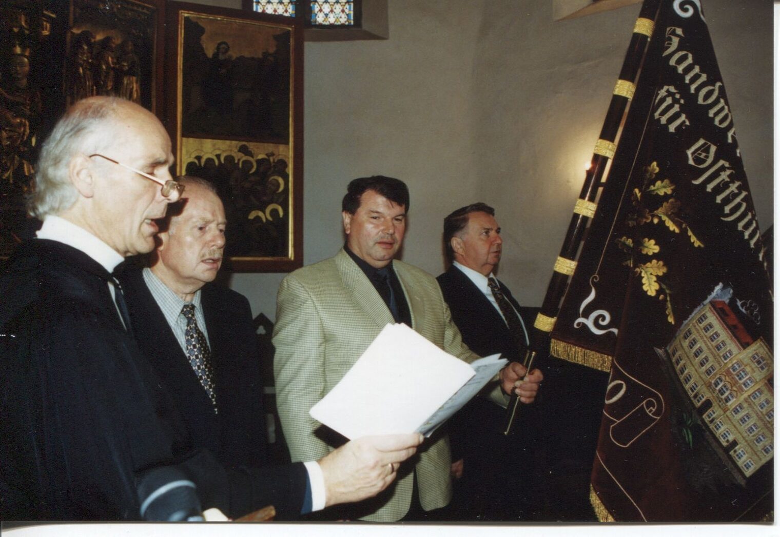 2000 Fahnenweihe