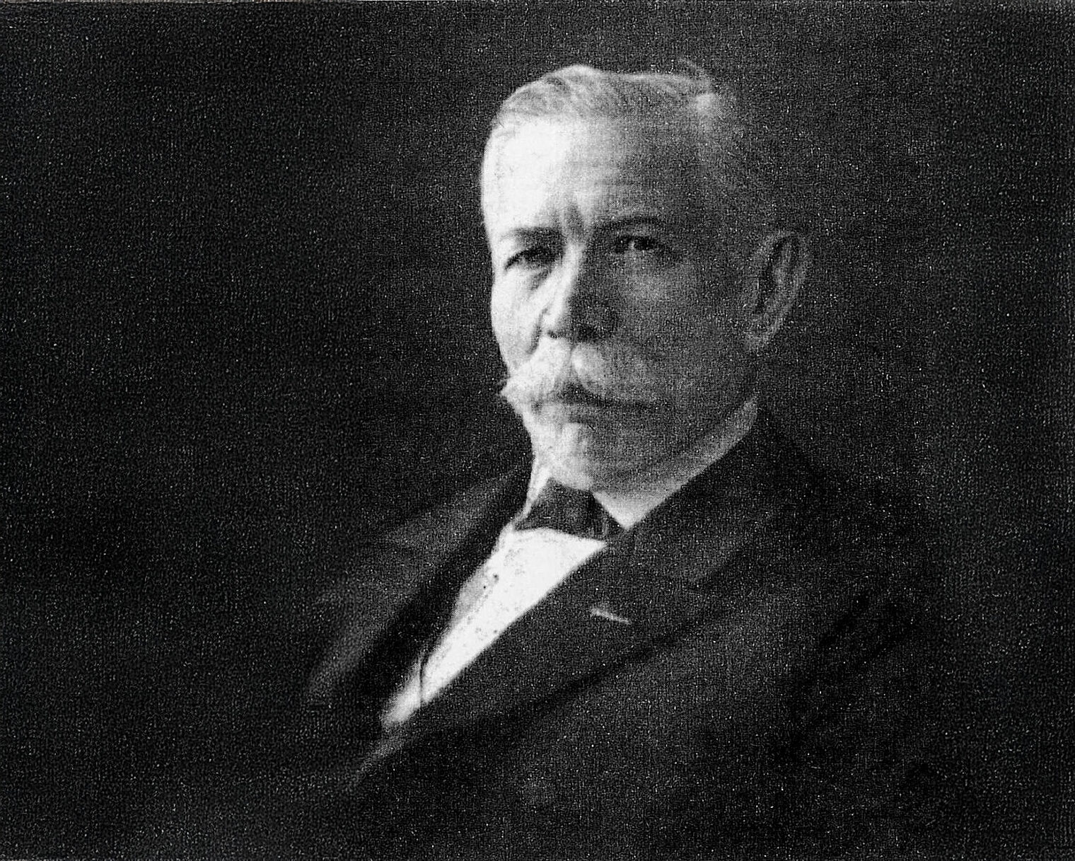 1900_Erster Kammervorsitzender Hermann Oehler