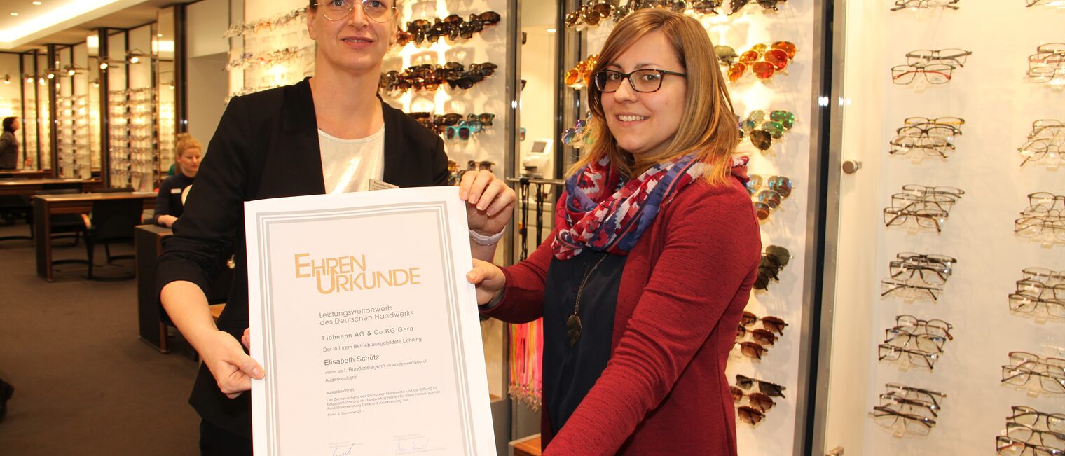 Internet Urkundenübergabe Fielmann